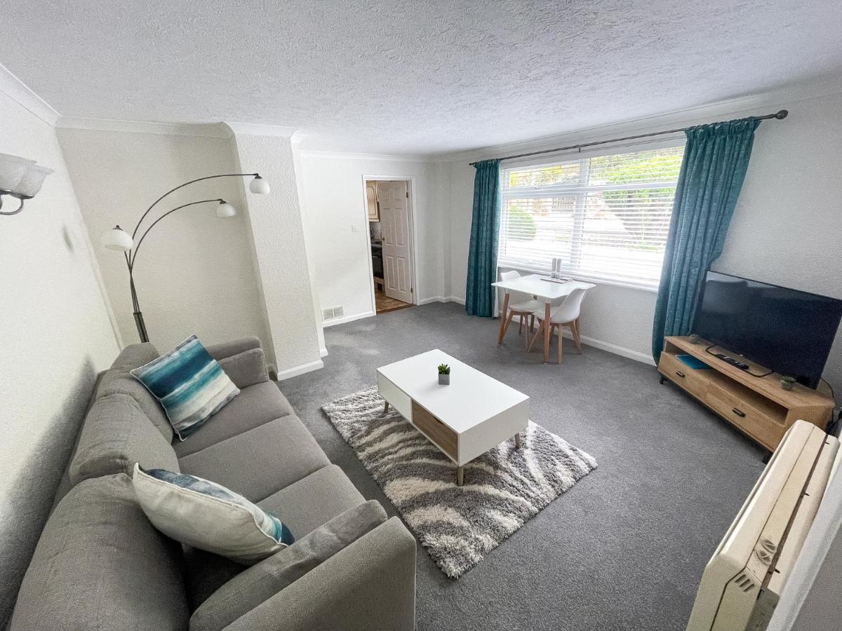 2 Chatsworth Riverscape Apartments - Peaceful Apartment In Great Location With Free Parking Overlooking The Gannel Just A Short Walk From Newquays Incredible Beaches And Local Amenities Ньюкі Екстер'єр фото