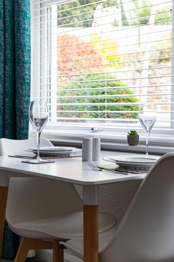 2 Chatsworth Riverscape Apartments - Peaceful Apartment In Great Location With Free Parking Overlooking The Gannel Just A Short Walk From Newquays Incredible Beaches And Local Amenities Ньюкі Екстер'єр фото